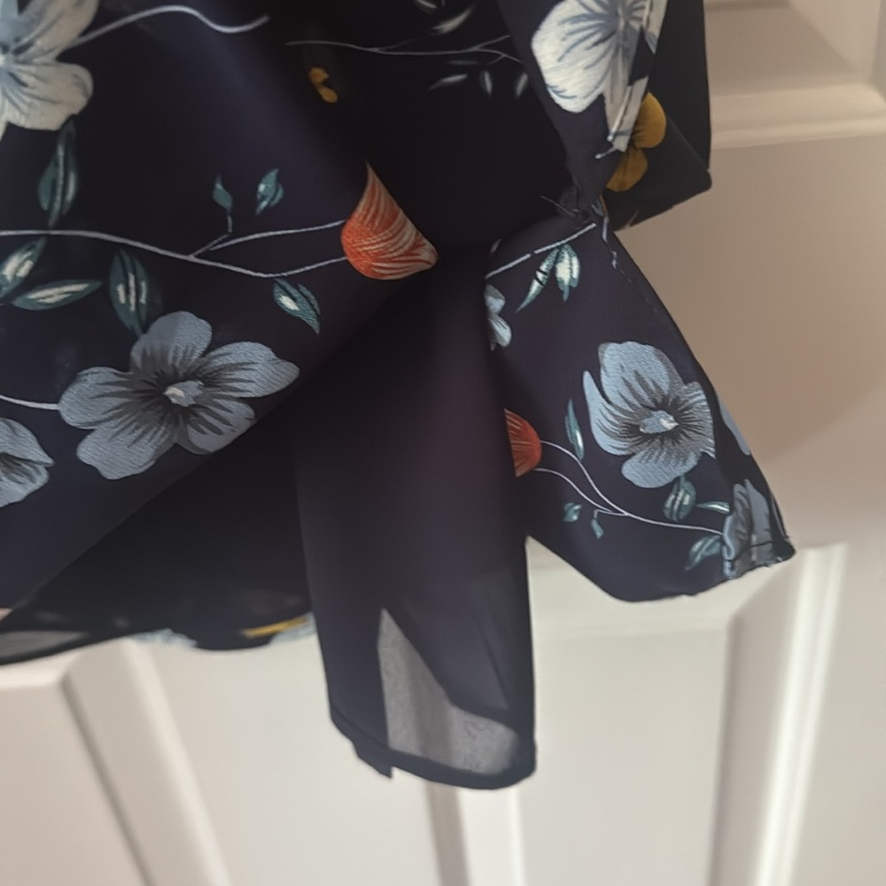 Chelsea & Theodore Navy bird and Floral tank XS - Picture 5 of 6